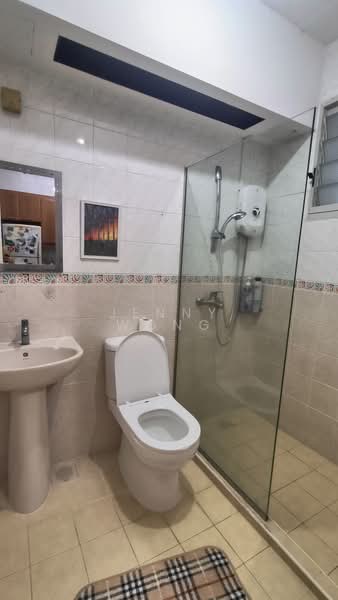 172C Edgedale Plains, 172C Edgedale Plains, Room Rental, 10 sqft, HDB Flat For Rent, by Jenny Wong, 500168256 - Bathroom - PropertyGuru.com.sg