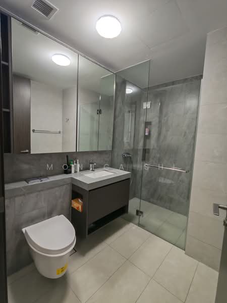 Parc Clematis, 8F Jalan Lempeng, 2 Bedrooms, 689 sqft, Condominium For Sale, by Monica Shi, 500168260 - Bathroom - PropertyGuru.com.sg