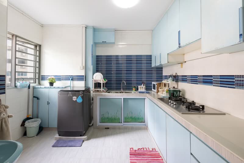 552 Jurong West Street 42, 552 Jurong West Street 42, 3 Bedrooms, 1,453 sqft, HDB Flat For Sale, by Rashid Salim, 500168276 - Kitchen - PropertyGuru.com.sg