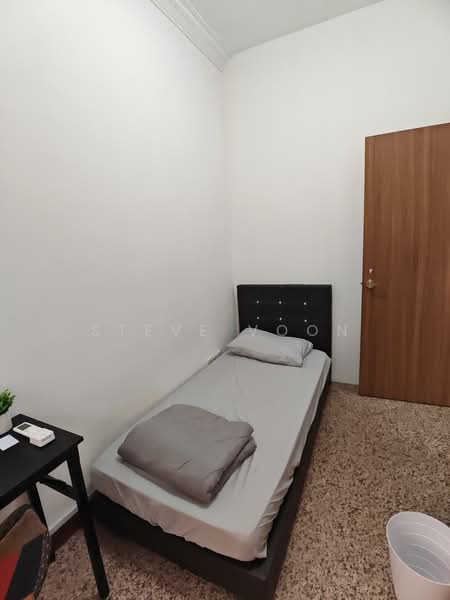 Dover Parkview, 30 Dover Rise, Room Rental, 120 sqft, Condominium For Rent, by Steve Voon, 500168289 - Bedroom - PropertyGuru.com.sg