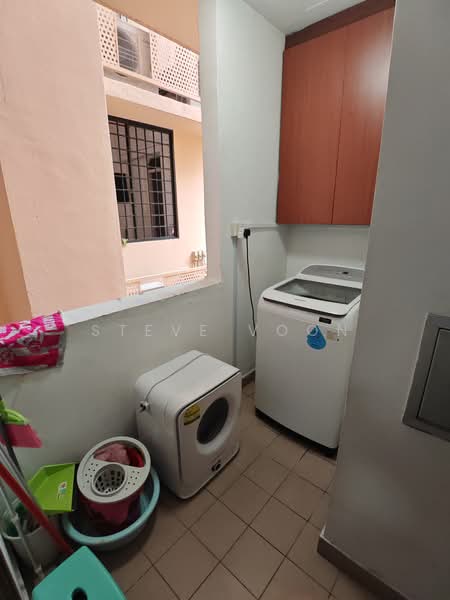 Dover Parkview, 30 Dover Rise, Room Rental, 120 sqft, Condominium For Rent, by Steve Voon, 500168289 - Balcony - PropertyGuru.com.sg