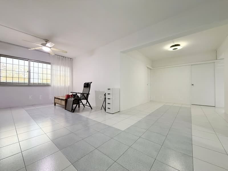 278 Bishan Street 24, 278 Bishan Street 24, 3 Bedrooms, 1,163 sqft, HDB Flat For Sale, by Kerene Ong Zhi Qi, 500168293 - Living Room - PropertyGuru.com.sg