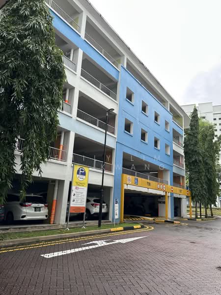 271B Jurong West Street 24, 271B Jurong West Street 24, 3 Bedrooms, 1,119 sqft, HDB Flat For Sale, by Emily Lim Bee Kwang, 500168297 - Exterior - PropertyGuru.com.sg