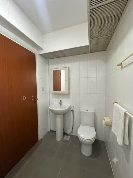 785C Woodlands Rise, 785C Woodlands Rise, 3 Bedrooms, 1,001 sqft, HDB Flat For Sale, by Dennis Chua, 500168298 - Common Toilet - PropertyGuru.com.sg
