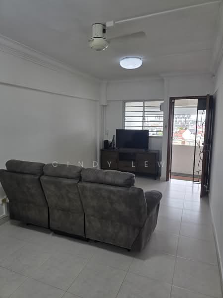 40 Bedok South Road, 40 Bedok South Road, 2 Bedrooms, 721 sqft, HDB Flat For Rent, by Cindy Lew, 500168299 - Living Room - PropertyGuru.com.sg