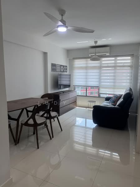 438B Bukit Batok West Avenue 8, 438B Bukit Batok West Avenue 8, 1 Bedroom, 506 sqft, HDB Flat For Sale, by Judy Tan, 500168308 - Living Room - PropertyGuru.com.sg