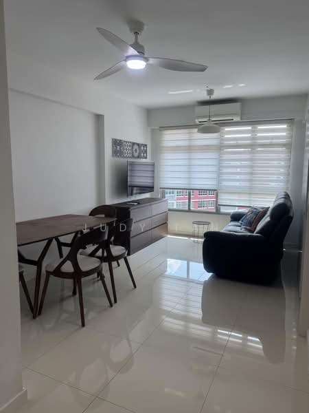 438B Bukit Batok West Avenue 8, 438B Bukit Batok West Avenue 8, 1 Bedroom, 506 sqft, HDB Flat For Sale, by Judy Tan, 500168308 - Living Room - PropertyGuru.com.sg