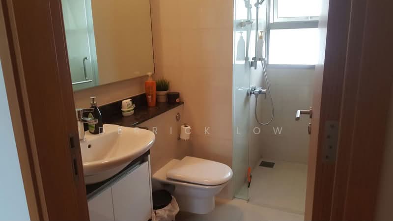 The Peak @ Balmeg, 11 Balmeg Hill, 3 Bedrooms, 1,507 sqft, Condominium For Rent, by Derrick Low, 500168315 - Bathroom - PropertyGuru.com.sg