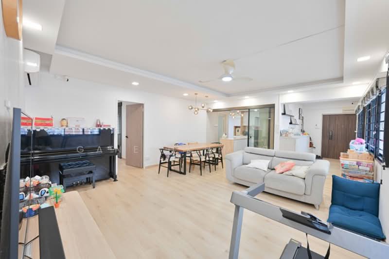 171 Hougang Avenue 1, 171 Hougang Avenue 1, 4 Bedrooms, 1,313 sqft, HDB Flat For Sale, by GANESHKUMAR K, 500168316 - Living Room - PropertyGuru.com.sg