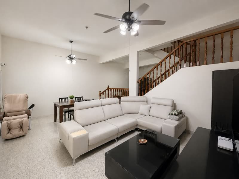 Serangoon Garden Estate, Penshurst Place, 4 Bedrooms, 2,700 sqft, Terraced House For Sale, by TJHAI C. (TJ), 500168321 - Living Room - PropertyGuru.com.sg