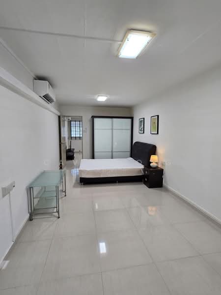 304 Ubi Avenue 1, 304 Ubi Avenue 1, 1 Bedroom, 450 sqft, HDB Flat For Rent, by Cavin Song, 500168322 - Huge Bedroom - PropertyGuru.com.sg