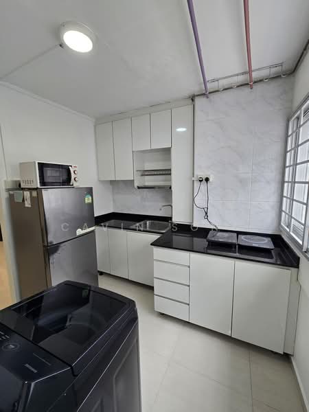 304 Ubi Avenue 1, 304 Ubi Avenue 1, 1 Bedroom, 450 sqft, HDB Flat For Rent, by Cavin Song, 500168322 - Kitchen - PropertyGuru.com.sg