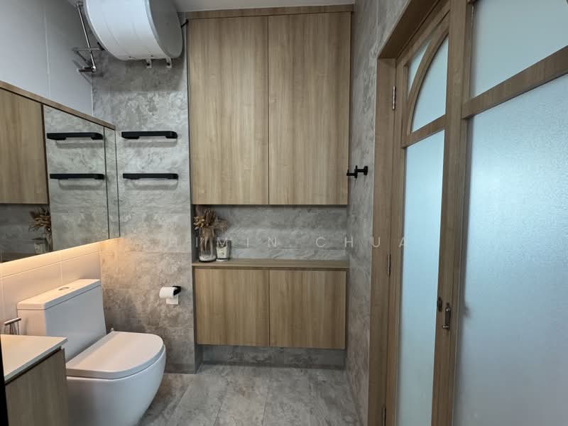 305B Punggol Road, 305B Punggol Road, 3 Bedrooms, 1,582 sqft, HDB Flat For Sale, by Shimin Chua, 500168324 - Bathroom - PropertyGuru.com.sg