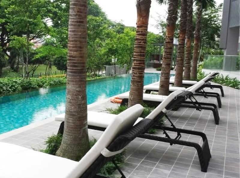 Hundred Trees, 85 West Coast Drive, 3 Bedrooms, 1,163 sqft, Condominium For Sale, by Andy Liew Chun Kit, 500168325 - Pool - PropertyGuru.com.sg