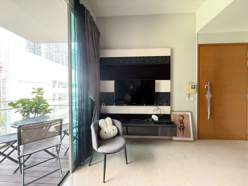 The Inspira, 11 Arnasalam Chetty Road, 1 Bedroom, 667 sqft, Condominium For Sale, by Yee Bey Liew, 500168326 - Living Room - PropertyGuru.com.sg