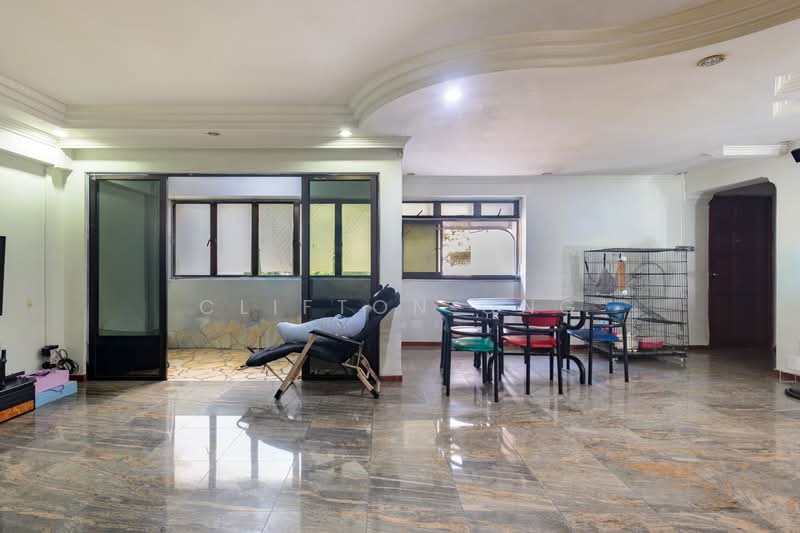 325 Sembawang Crescent, 325 Sembawang Crescent, 3 Bedrooms, 1,292 sqft, HDB Flat For Sale, by Clifton Ong, 500168331 - Living Room - PropertyGuru.com.sg