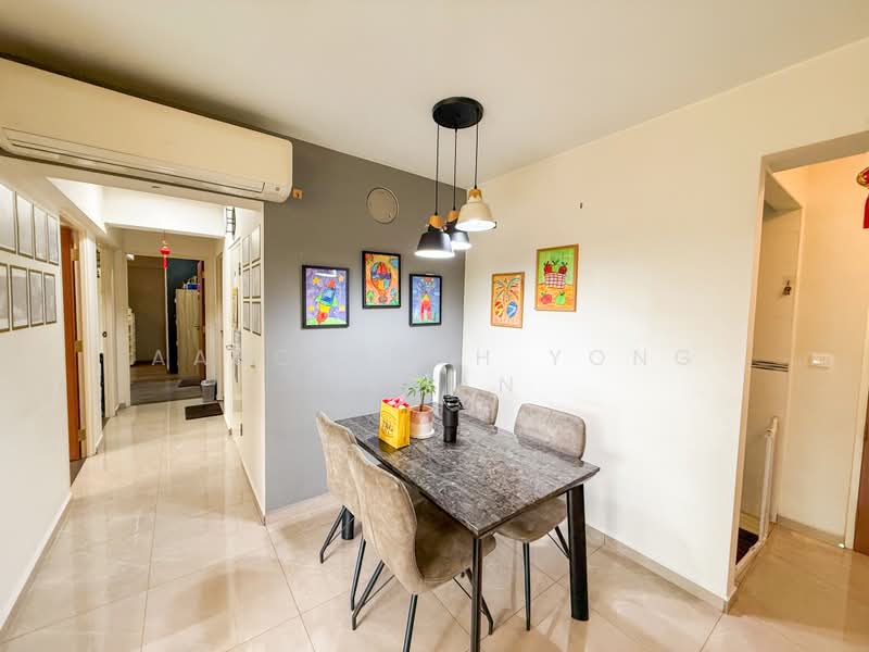 90B Telok Blangah Street 31, 90B Telok Blangah Street 31, 3 Bedrooms, 1,001 sqft, HDB Flat For Sale, by Aaron Poh Yong Chuan, 500168333 - Corridor - PropertyGuru.com.sg