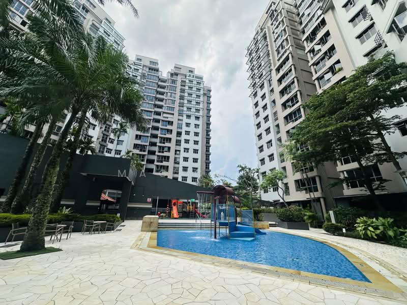 The Florida, 78 Hougang Avenue 7, 3 Bedrooms, 1,292 sqft, Condominium For Sale, by Mag Ching, 500168336 - Pool - PropertyGuru.com.sg