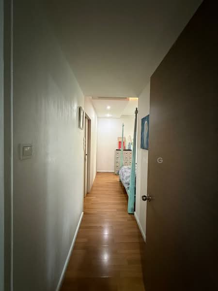 The Florida, 78 Hougang Avenue 7, 3 Bedrooms, 1,292 sqft, Condominium For Sale, by Mag Ching, 500168336 - Corridor - PropertyGuru.com.sg