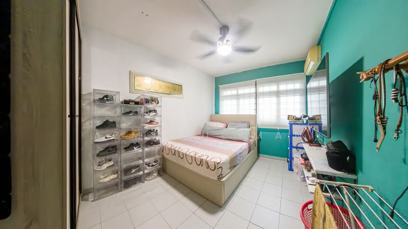 319 Woodlands Street 31, 319 Woodlands Street 31, 3 Bedrooms, 1,108 sqft, HDB Flat For Sale, by Azmi Suliman, 500168342 - Bedroom - PropertyGuru.com.sg