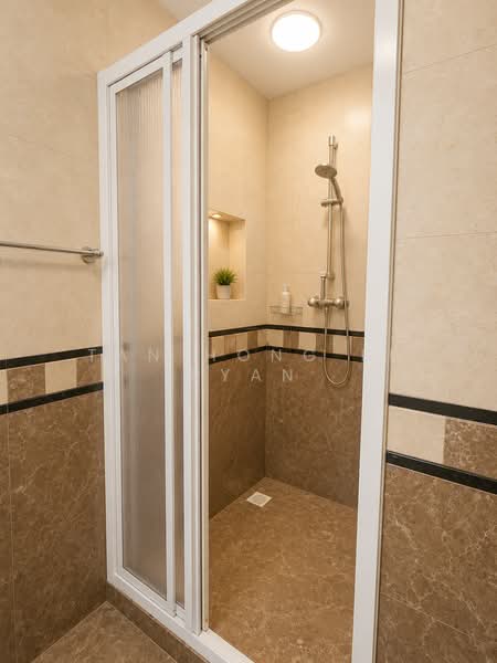 Glendale Park, 21 Hillview Avenue, 3 Bedrooms, 1,257 sqft, Condominium For Rent, by Tan Hong Le Ryan, 500168348 - Bathroom - PropertyGuru.com.sg