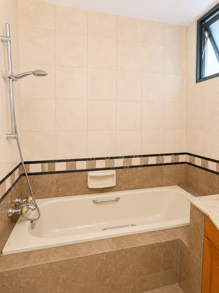 Glendale Park, 21 Hillview Avenue, 3 Bedrooms, 1,257 sqft, Condominium For Rent, by Tan Hong Le Ryan, 500168348 - Bathroom - PropertyGuru.com.sg
