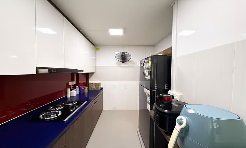 217C Compassvale Drive, 217C Compassvale Drive, 3 Bedrooms, 990 sqft, HDB Flat For Sale, by Elaine Lee, 500168349 - Kitchen - PropertyGuru.com.sg