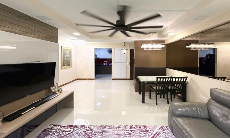 217C Compassvale Drive, 217C Compassvale Drive, 3 Bedrooms, 990 sqft, HDB Flat For Sale, by Elaine Lee, 500168349 - Living Room - PropertyGuru.com.sg