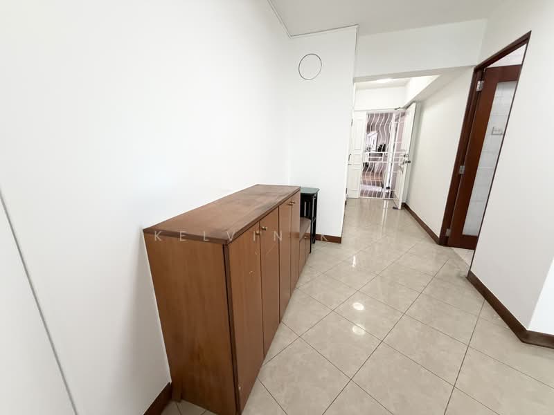 158B Rivervale Crescent, 158B Rivervale Crescent, 3 Bedrooms, 1,184 sqft, HDB Flat For Sale, by Kelvin Koh, 500168351 - Corridor - PropertyGuru.com.sg