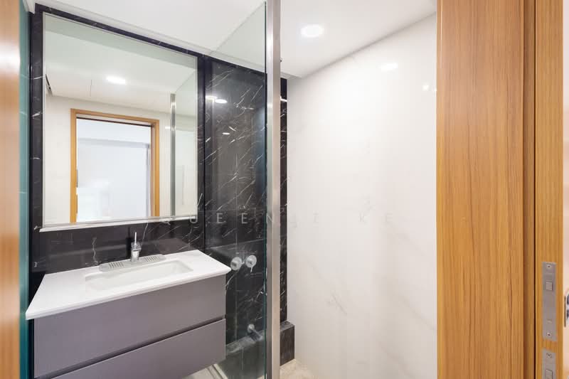 Watertown, 73 Punggol Central, 2 Bedrooms, 570 sqft, Condominium For Sale, by Queenie Ke, 500168359 - Bathroom - PropertyGuru.com.sg