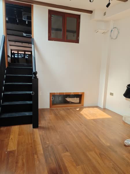 3 STOREY SHOPHS NEAR JLN BESAR/DESIGNER INTERIOR, DICKSON ROAD, 3,568 sqft, Shop / Shophouse For Sale, by Desmiarti Desi, 500168363 - CommercialGuru.com.sg