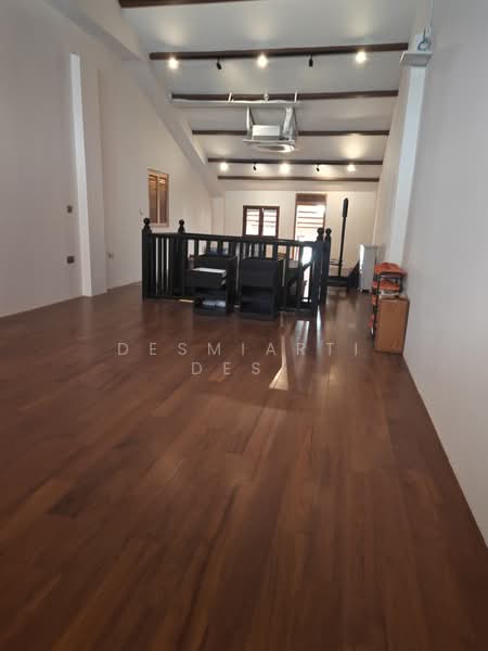 3 STOREY SHOPHS NEAR JLN BESAR/DESIGNER INTERIOR, DICKSON ROAD, 3,568 sqft, Shop / Shophouse For Sale, by Desmiarti Desi, 500168363 - CommercialGuru.com.sg