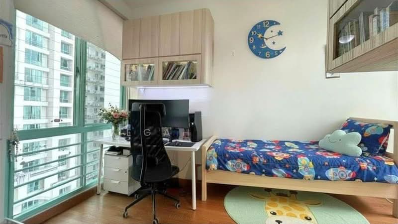 Hazel Park Condo, 15 Hazel Park Condo, 3 Bedrooms, 1,324 sqft, Condominium For Sale, by Megah Yang, 500168365 - PropertyGuru.com.sg