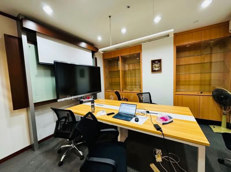 Ubi Techpark, 10 Ubi Crescent, 1,130 sqft, Light Industrial (B1) For Rent, by Danny Foo, 500168367 - Interior - CommercialGuru.com.sg