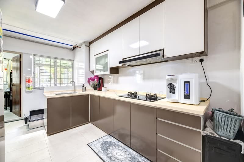 106 Ang Mo Kio Avenue 4, 106 Ang Mo Kio Avenue 4, 3 Bedrooms, 797 sqft, HDB Flat For Sale, by Fadzlin MNoor, 500168398 - Kitchen - PropertyGuru.com.sg