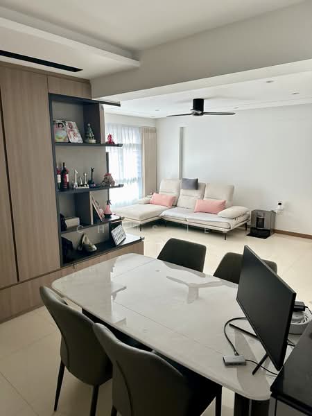 439B Bukit Batok West Avenue 8, 439B Bukit Batok West Avenue 8, Room Rental, 135 sqft, HDB Flat For Rent, by Chris Lee, 500168403 - Living Room - PropertyGuru.com.sg