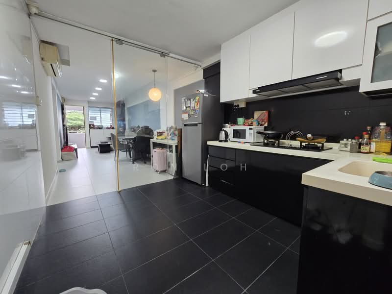 116 Bedok North Road, 116 Bedok North Road, 3 Bedrooms, 786 sqft, HDB Flat For Sale, by Ron Loh, 500168410 - Kitchen - PropertyGuru.com.sg