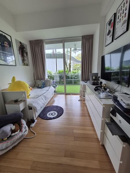 Turquoise, 51 Cove Drive, 3 Bedrooms, 2,573 sqft, Condominium For Rent, by Angelyn Tan, 500168420 - Bedroom - PropertyGuru.com.sg