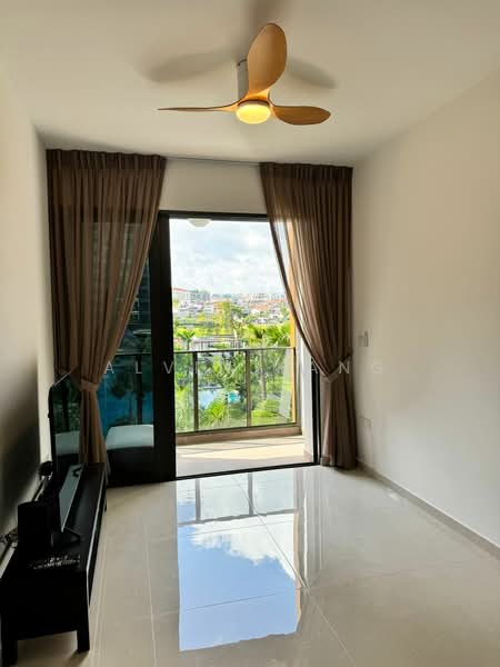 Midwood, 10 Hillview Rise, 1 Bedroom, 484 sqft, Condominium For Rent, by Alvin Kang, 500168424 - Balcony - PropertyGuru.com.sg
