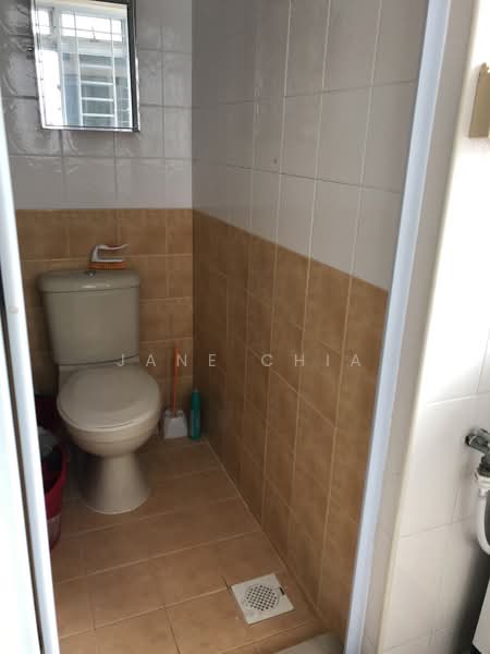 Thomson Grove, 588 Yio Chu Kang Road, Mandai / Upper Thomson, 3 Bedrooms, 1,485 sqft, Condominium For Sale, by Jane Chia, 500168427 - Bathroom - PropertyGuru.com.sg