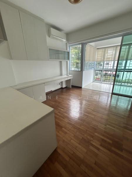 Thomson Grove, 588 Yio Chu Kang Road, Mandai / Upper Thomson, 3 Bedrooms, 1,485 sqft, Condominium For Sale, by Jane Chia, 500168427 - Balcony - PropertyGuru.com.sg
