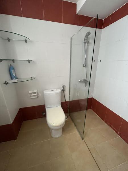 Thomson Grove, 588 Yio Chu Kang Road, Mandai / Upper Thomson, 3 Bedrooms, 1,485 sqft, Condominium For Sale, by Jane Chia, 500168427 - Bathroom - PropertyGuru.com.sg