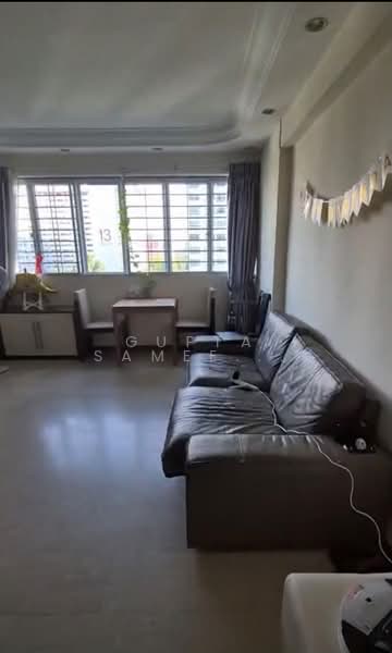 21 Holland Drive, 21 Holland Drive, Room Rental, 200 sqft, HDB Flat For Rent, by Gupta Sameer Raj, 500168428 - PropertyGuru.com.sg