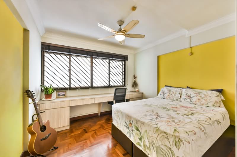 322A Jurong East Street 31, 322A Jurong East Street 31, 3 Bedrooms, 1,604 sqft, HDB Flat For Sale, by Joell Kher, 500168439 - Bedroom - PropertyGuru.com.sg