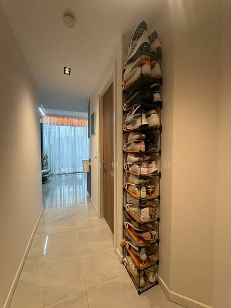 Uptown @ Farrer, 2 Perumal Road Singapore, 2 Bedrooms, 538 sqft, Apartment For Sale, by BETTY, 500168451 - Corridor - PropertyGuru.com.sg