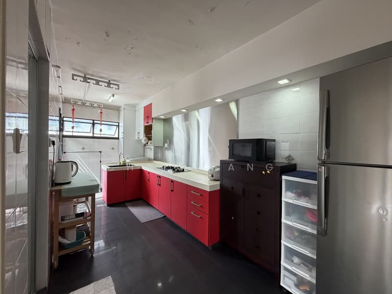 201C Compassvale Drive, 201C Compassvale Drive, 3 Bedrooms, 1,184 sqft, HDB Flat For Sale, by Chris Pang, 500168452 - Kitchen - PropertyGuru.com.sg