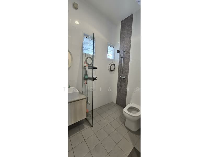 256D Sumang Walk, 256D Sumang Walk, Room Rental, 115 sqft, HDB Flat For Rent, by Tricia Ng, 500168454 - Bathroom - PropertyGuru.com.sg