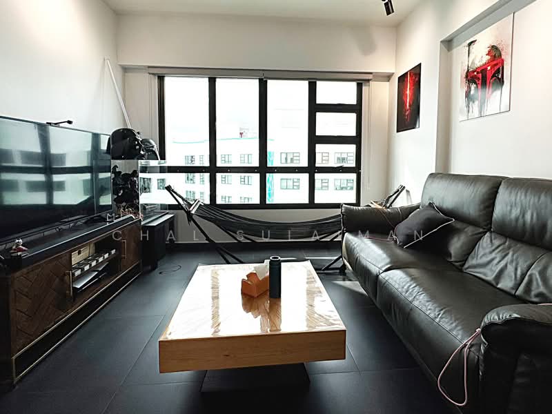 462B Blossom Spring @ Yishun, 462B Yishun Avenue 6, 3 Bedrooms, 1,001 sqft, HDB Flat For Sale, by Chal Sulaiman, 500168455 - Living Room - PropertyGuru.com.sg
