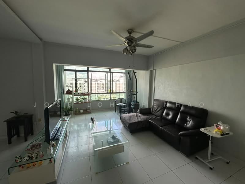 582 Woodlands Drive 16, 582 Woodlands Drive 16, 3 Bedrooms, 1,184 sqft, HDB Flat For Sale, by Jose Loh Zhenhao, 500168486 - Living Room - PropertyGuru.com.sg