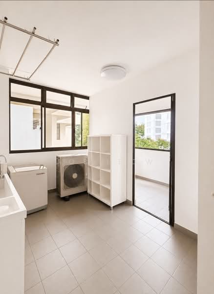 Astrid Meadows, 42 Coronation Road West, 3 Bedrooms, 2,056 sqft, Condominium For Rent, by Joe Leow, 500168489 - Yard - PropertyGuru.com.sg